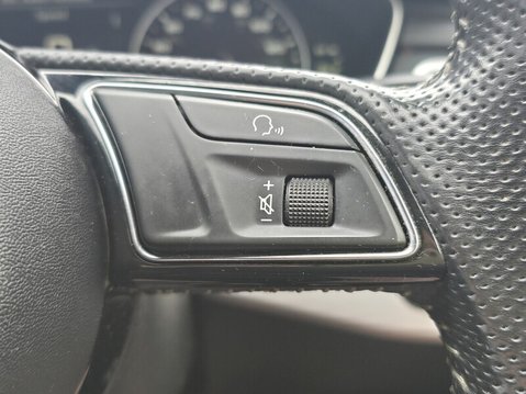 Audi A4 AVANT TDI S LINE 18