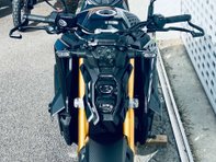 Suzuki GSX GSXS 1000 23