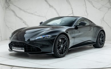 Aston Martin Vantage V8