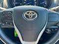 Toyota Noah Hybrid 1.8 46