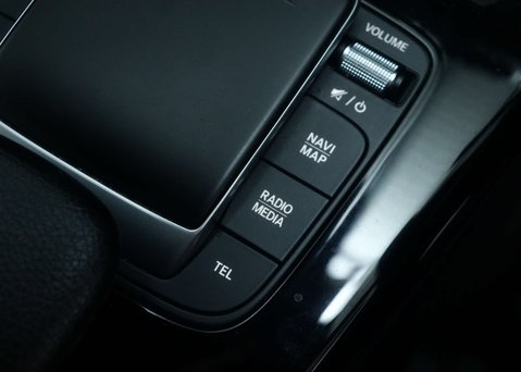 Mercedes-Benz A Class 1.3 A200 AMG Line Saloon 4dr Petrol 7G-DCT Euro 6 (s/s) (163 ps) 34