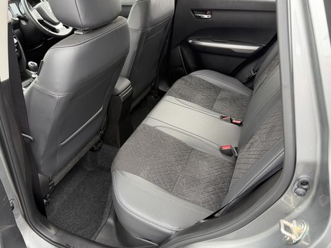 Suzuki Vitara 1.4 Boosterjet 48V Hybrid SZ5 5dr 41