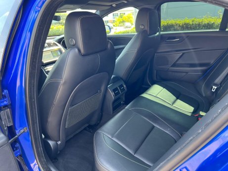 Jaguar XE 2.0i GPF R-Sport Auto Euro 6 (s/s) 4dr 29