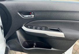 Suzuki Vitara 1.6 SZ-T AUTOMATIC 18