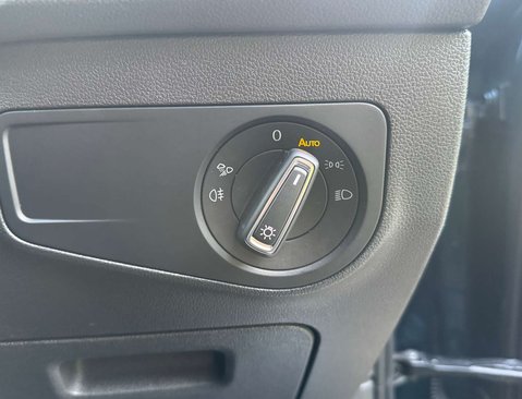 Volkswagen Tiguan 2.0 Tiguan R-Line TDI Semi-Auto 5dr 34