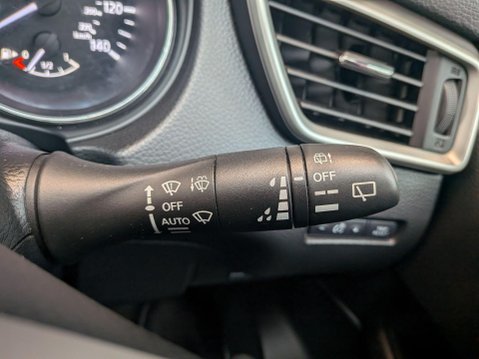 Nissan Qashqai 1.5 dCi n-tec+ 2WD Euro 6 (s/s) 5dr 17