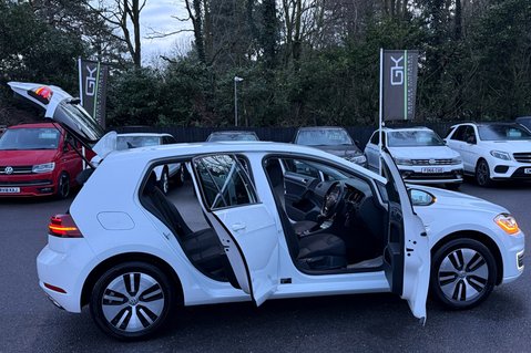 Volkswagen e-Golf E-GOLF - 12 MONTHS MOT -APPLE CAR PLAY  19