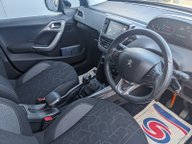 Peugeot 2008 BLUE HDI ACTIVE 12