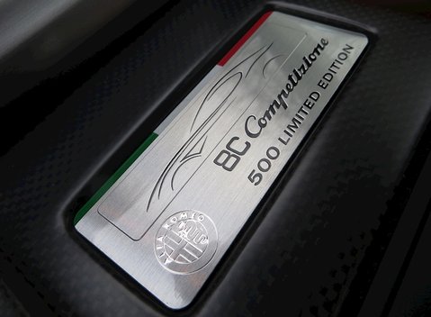 Alfa Romeo 8C Competizione 13