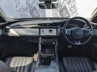 Jaguar XF PORTFOLIO 13