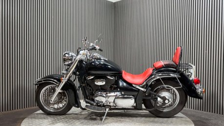 Suzuki Intruder 800 VL 2008 ONLY 17K RUNNING CRUISER PROJECT BIKE SPARES OR REPAIR 800CC 4