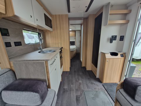 Bailey Pegasus grande GT 75 Amalfi  14