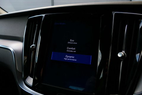 Volvo V60 2.0 V60 Momentum D4 Auto 5dr 34