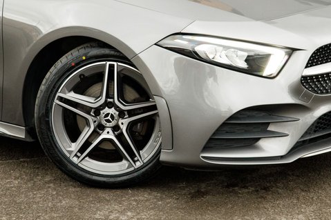 Mercedes-Benz A Class A 180 AMG LINE 11