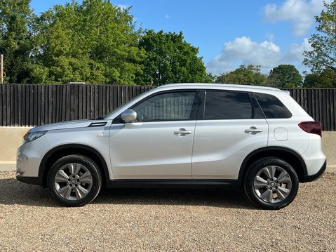 Suzuki Vitara SZ-T BOOSTERJET MHEV 6
