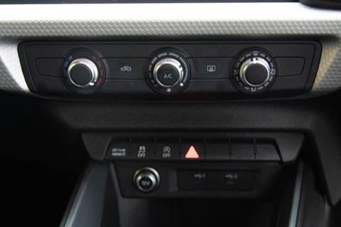 Audi A1 SPORTBACK TFSI S LINE 37