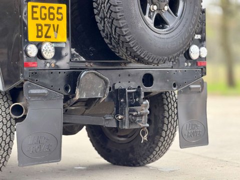 Land Rover Defender 2.2 Defender 90 XS Hard Top TD 4WD 9
