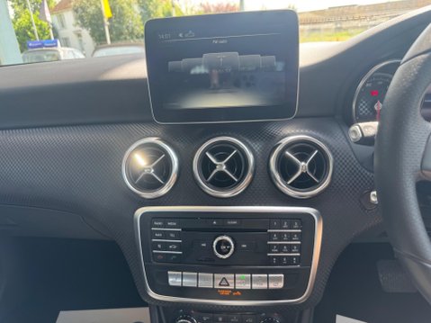 Mercedes-Benz A Class 1.5 A180d Sport (Premium) 7G-DCT Euro 6 (s/s) 5dr 21