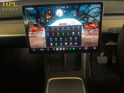 Tesla Model Y SUV 5dr Electric Auto RWD (346 ps) Air Con - Alloy Wheels - Bluetooth 16