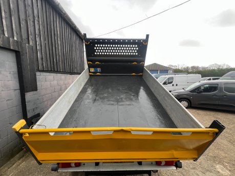 Peugeot Boxer BLUEHDI TIPPER CREW 335 L3 14