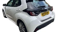 Toyota Yaris 1.5 VVT-h Icon Hatchback 5dr Petrol Hybrid E-CVT Euro 6 (s/s) (116 ps) 3