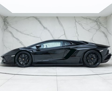 Lamborghini Aventador S LP 740-4