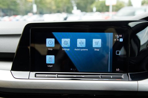Volkswagen Golf LIFE ETSI DSG 22