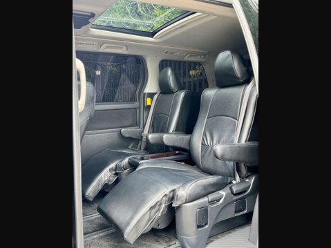 Toyota Vellfire Sunroof 55