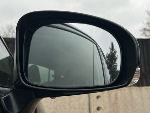 Toyota Prius+ EXCEL TSS 31