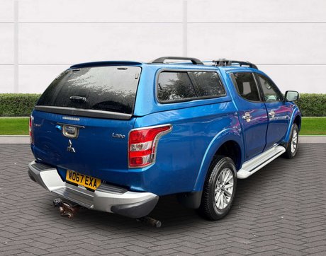 Mitsubishi L200 2.4 L200 Barbarian DI-D Auto 4WD 7