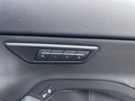 Jaguar E-Pace 2.0 D180 R-Dynamic HSE Auto AWD Euro 6 (s/s) 5dr 49