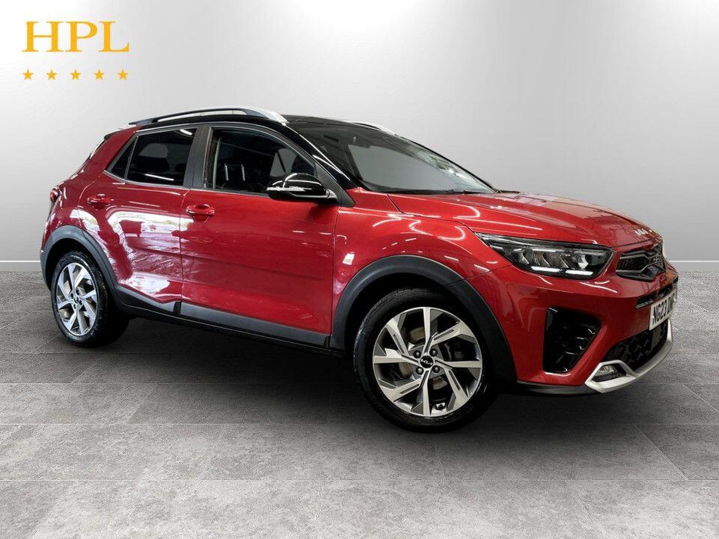 Kia Stonic listing photo