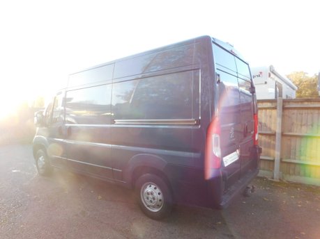 Peugeot Boxer 2.2 BLUEHDI 335 L2H2 PROFESSIONAL PANEL VAN 6