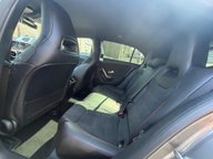 Mercedes-Benz A Class A 180 D AMG LINE EXECUTIVE 10