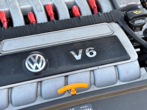 Volkswagen Golf 3.2 V6 R32 DSG 4Motion 5dr 5