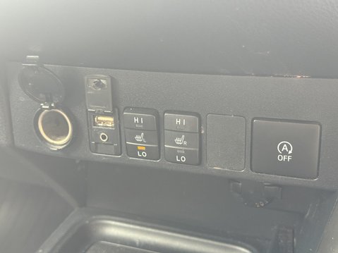 Toyota Rav4 2.0 D-4D Icon SUV 5dr Diesel Manual Euro 6 (s/s) (143 ps) 24