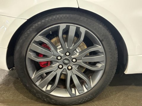 Land Rover Range Rover Sport 3.0 SD V6 HSE Dynamic Auto 4WD Euro 6 (s/s) 5dr 40