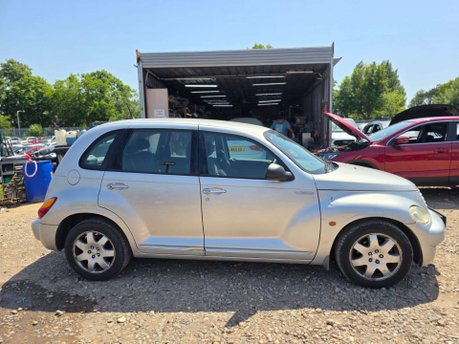 Chrysler PT Cruiser 2.0 Touring Hatchback 5dr Petrol Automatic (232 g/km, 140 bhp) 8