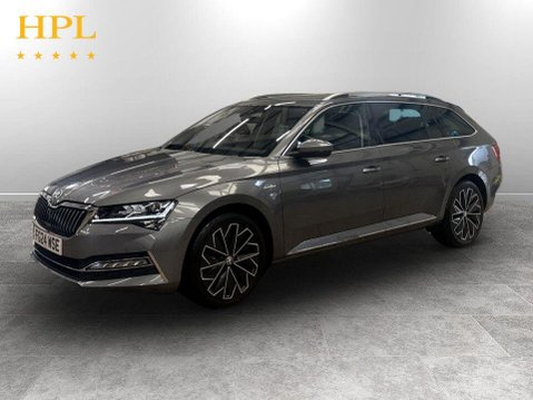 Skoda Superb 2.0 TDI Laurin & Klement Estate 5dr Diesel DSG Euro 6 (s/s) (200 ps) Air Co 3