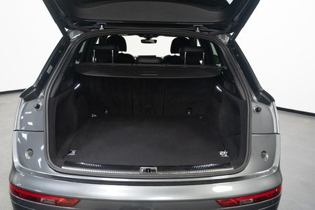 Audi Q5 2.0 TFSIe 50 Edition 1 SUV 5dr Petrol Plug-in Hybrid S Tronic quattro Euro 36
