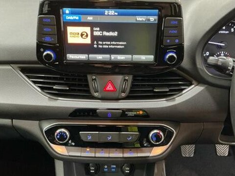 Hyundai i30 1.0 T-GDi Blue Drive SE Euro 6 (s/s) 5dr 9