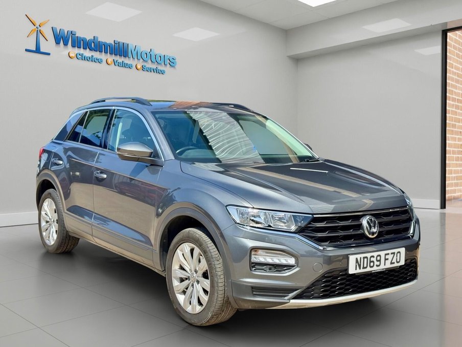 2019 Volkswagen T-Roc exterior view