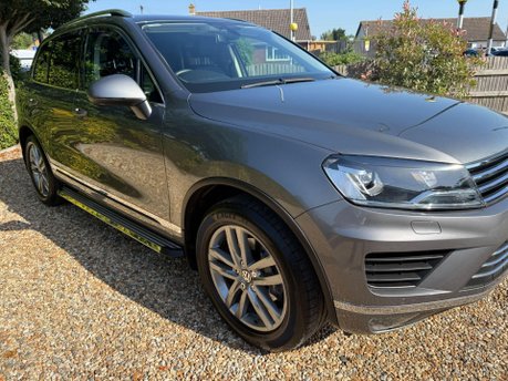 Volkswagen Touareg 3.0 TDI V6 BlueMotion Tech SE Tiptronic 4WD Euro 6 (s/s) 5dr 7