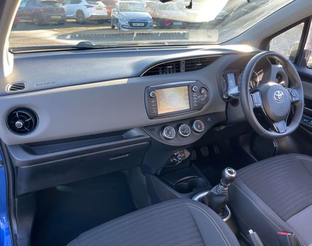 Toyota Yaris 1.5 Yaris Icon Tech VVT-i 5dr 28