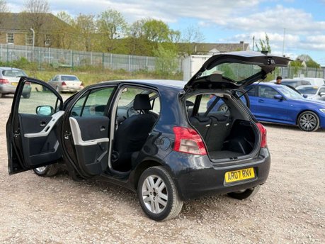 Toyota Yaris 1.3 VVT-i TR Hatchback 5dr Petrol Manual (141 g/km, 85 bhp) 12