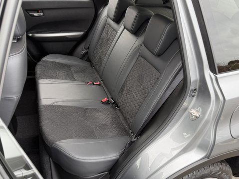 Suzuki Vitara 1.4 Boosterjet 48V Hybrid SZ5 5dr 42