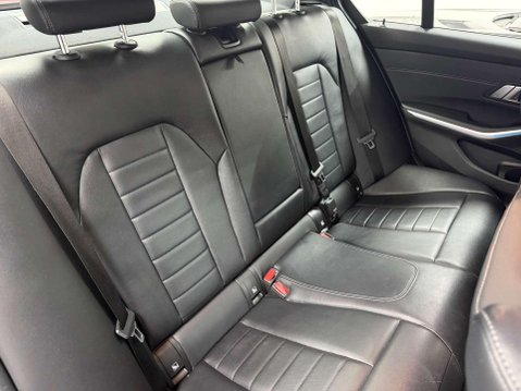 BMW 3 Series 2.0 330e 12kWh M Sport Saloon 4dr Petrol Plug-in Hybrid Auto Euro 6 (s/s) ( 48