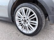 Mini Hatch COOPER D [CHILI + MEDIA XL PACKS] 8