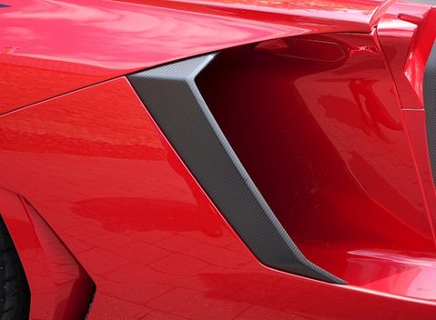 Lamborghini Aventador SV 11