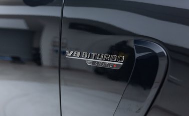 Mercedes-Benz Amg GT 63 PREMIUM + 36